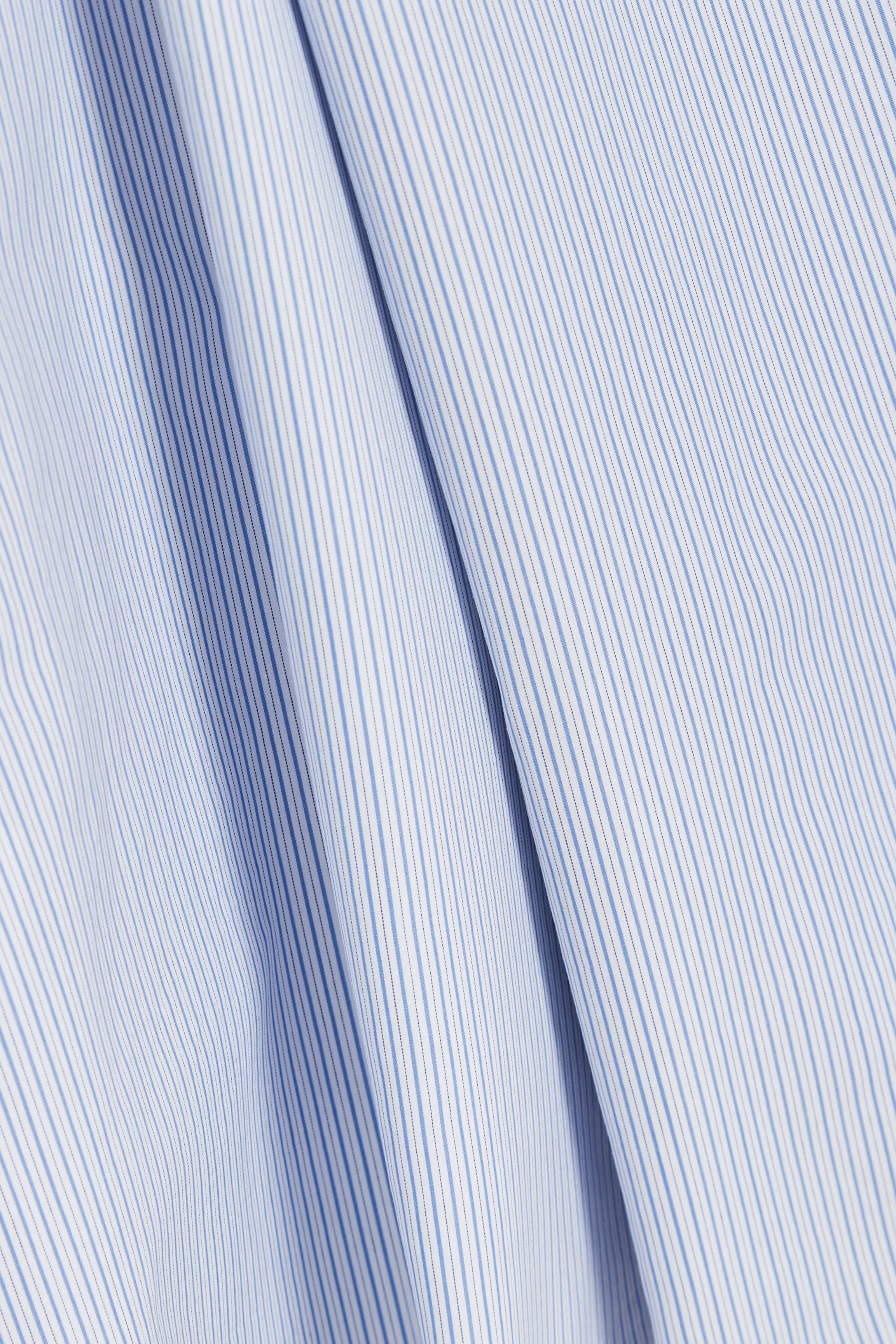 Le Waldorf en popeline de coton à fines rayures bleues et blanches