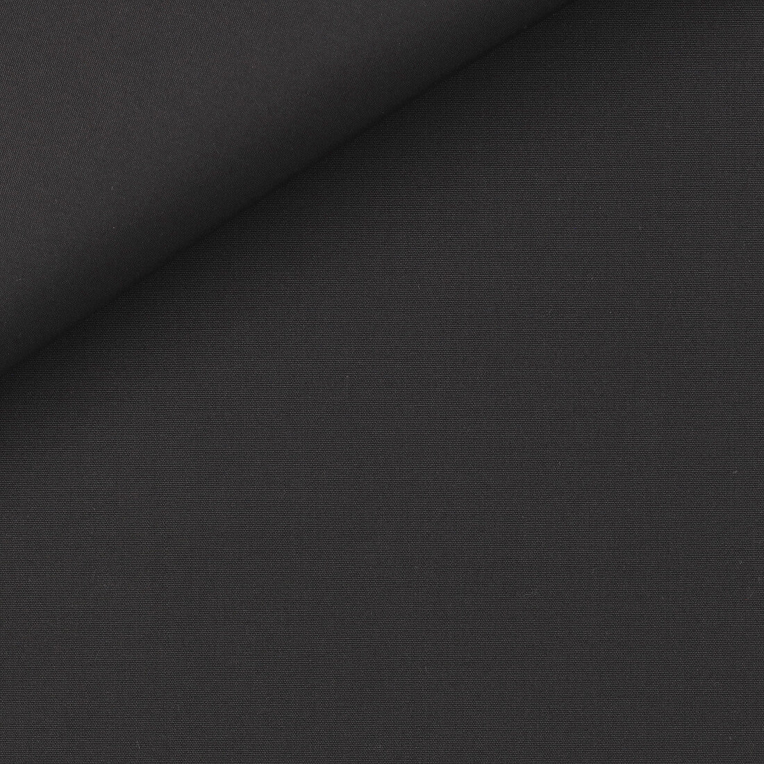 The Eddie in black cotton poplin